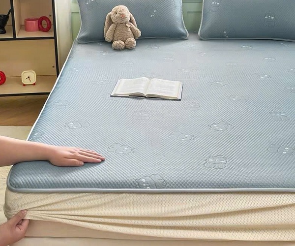 Review chiếu băng lạnh có mát không? Có nên mua chiếu băng lạnh không?