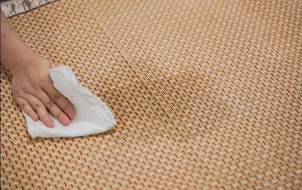 9 sai lầm khi giặt chiếu điều hòa mà nhiều người mắc phải!
