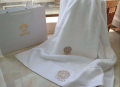 Bộ khăn tắm khách sạn Versace#1