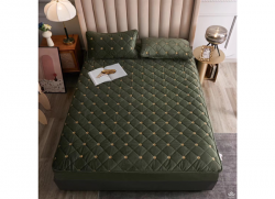 Thảm trải giường lông cừu Gucci màu xanh rêu