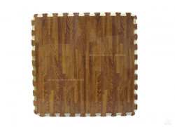 Thảm xốp Trung Quốc vân gỗ 60x60 ( 1 cốp 6 tấm)