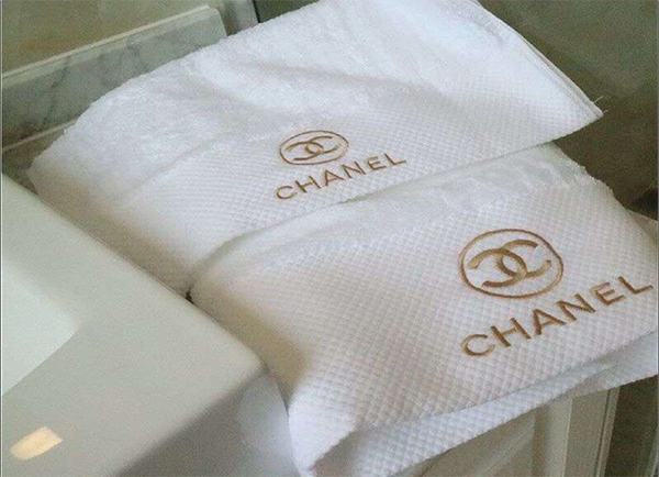 Khăn tắm khách sạn Chanel